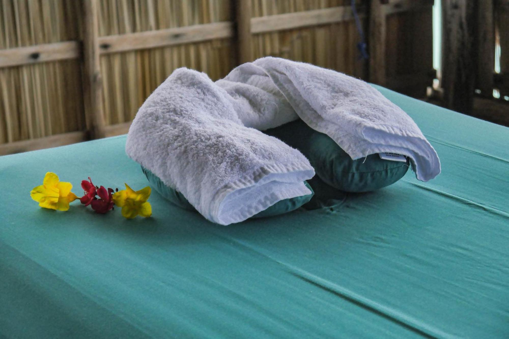 Wai Resort - Raja Ampat Pulau Birie Exteriör bild