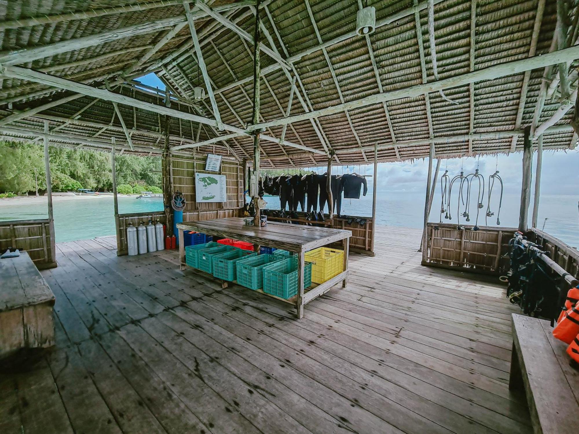 Wai Resort - Raja Ampat Pulau Birie Exteriör bild